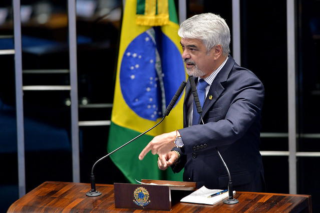 Senado tem obrigação de rejeitar indicação de Eduardo Bolsonaro