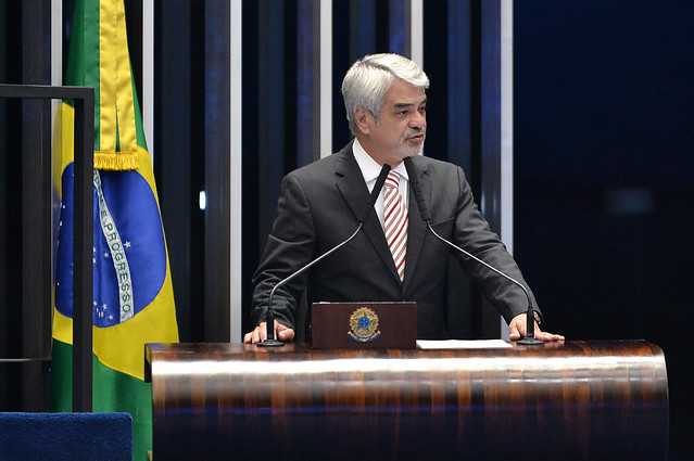 “Agronegócio deu um tiro no pé ao apoiar Bolsonaro”, avalia Humberto