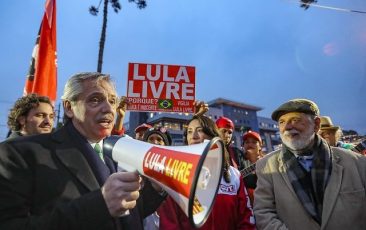 Eleições na Argentina: Lula parabeniza, Bolsonaro ameaça