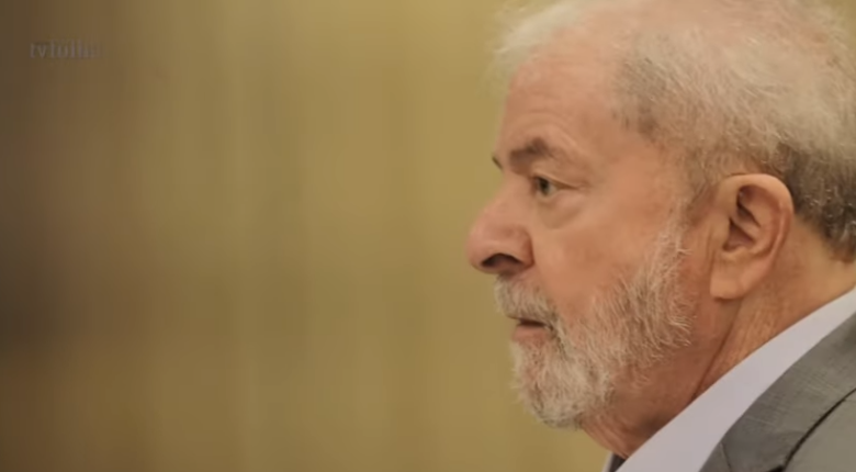 “Peço a Deus que ilumine essa gente”, diz Lula sobre diálogos