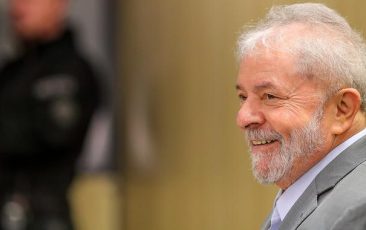 “Brasil precisa muito do PT”, afirma Lula aos Congressos Estaduais