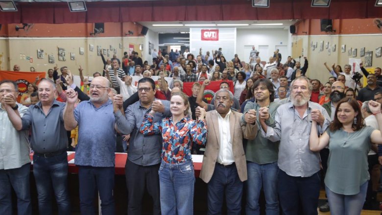 Centrais, movimentos sociais e partidos lançam plano emergencial