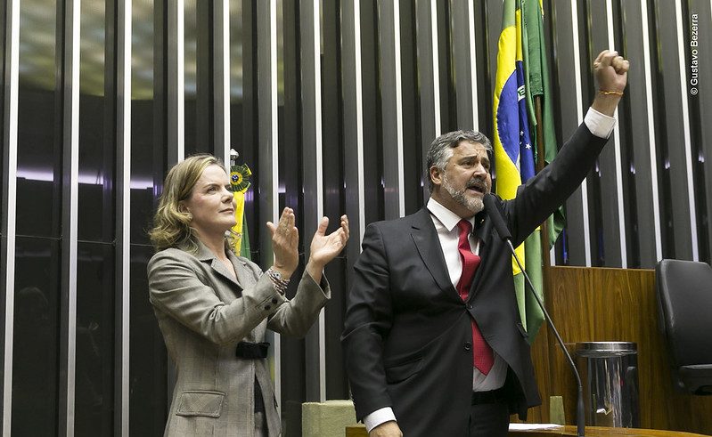 Comissão acata ação do PT e pune Weintraub por ataque a Lula e Dilma