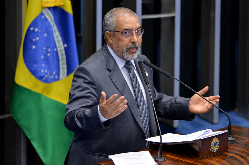 Medidas do governo Bolsonaro seguem retirando direitos