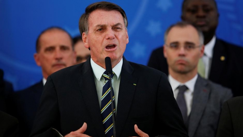 Confissões de Bolsonaro na reunião reforçam impeachment