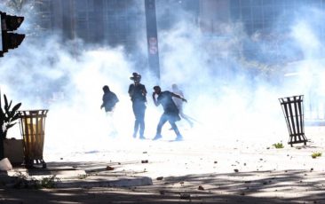 PT no Senado condena repressão violenta contra manifestantes pró-democracia