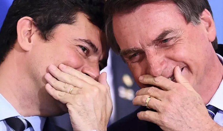 PT vai reforçar acusações contra Bolsonaro por operação da PF