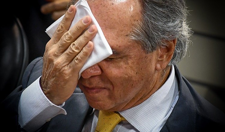 Convocação de Paulo Guedes pela CPI se torna urgente, diz Humberto