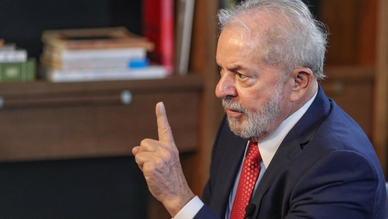 Lula: “Vamos juntos reconstruir o Brasil”