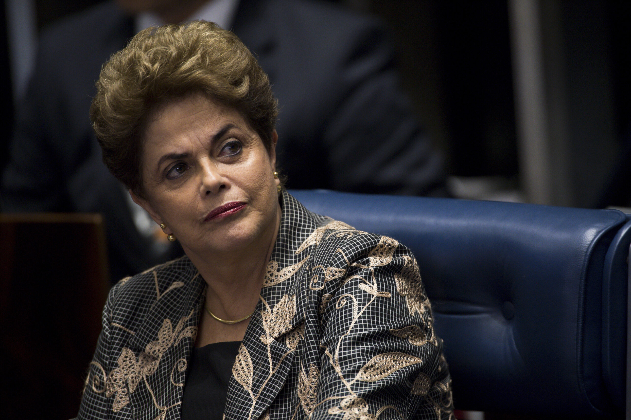 Dilma responde artigo de Miriam Leitão: foi golpe de estado travestido de impeachment