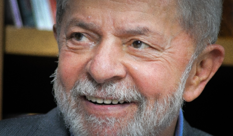 Lula obtém duas vitórias no STF, reforçando suspeita contra Moro