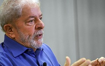 Lula: Brasil precisa de Estado forte, indutor do desenvolvimento