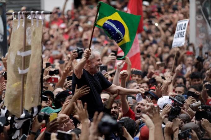 A luta pela liberdade plena de Lula continua