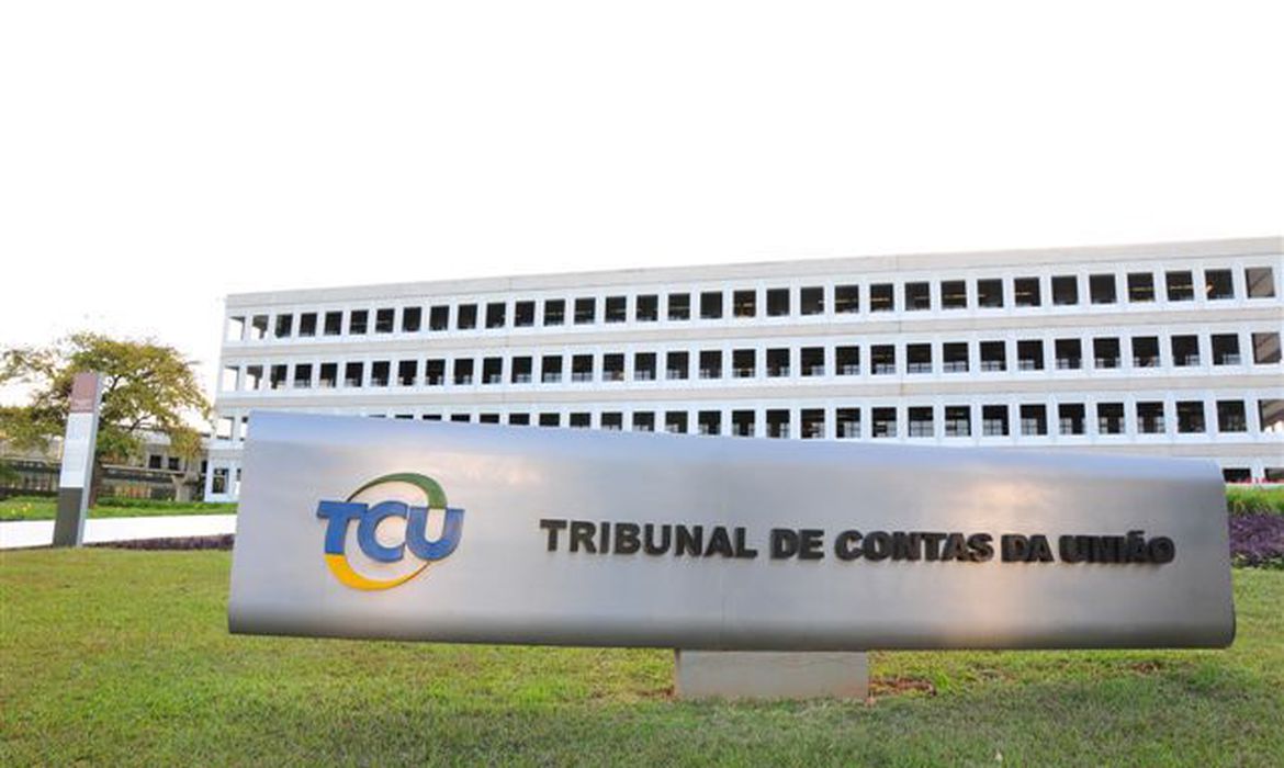 PT no Senado acionou TCU por gastos milionários da Lava Jato