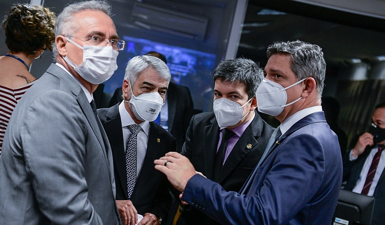 CPI aprofunda apuração sobre omissões e corrupção de Bolsonaro