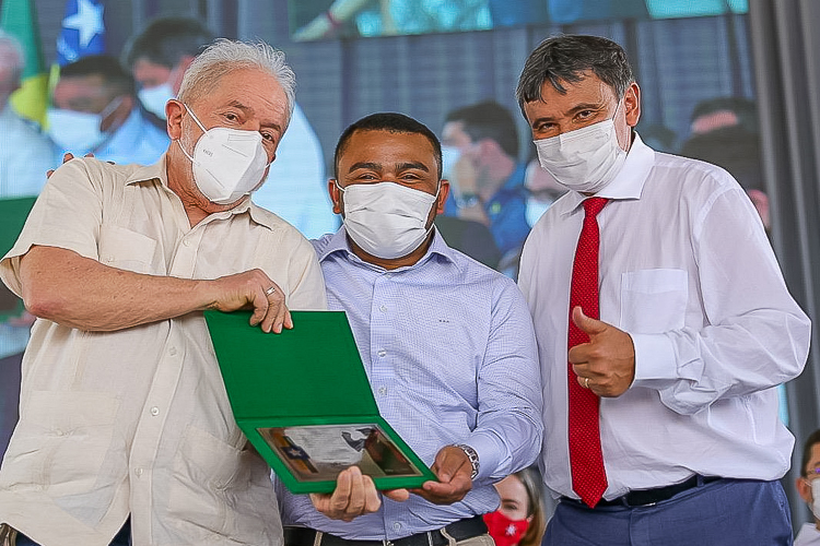 “Sou filho da revolução social do PT”, diz a Lula jovem advogado do Piauí
