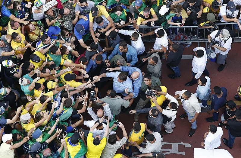 Twitter derruba perfis críticos ao presidente Bolsonaro