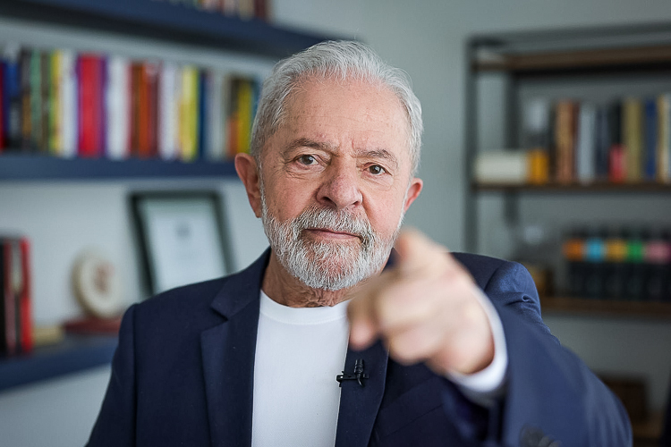 Lula: “Eu quero saber de economia que resulte em emprego ao povo”