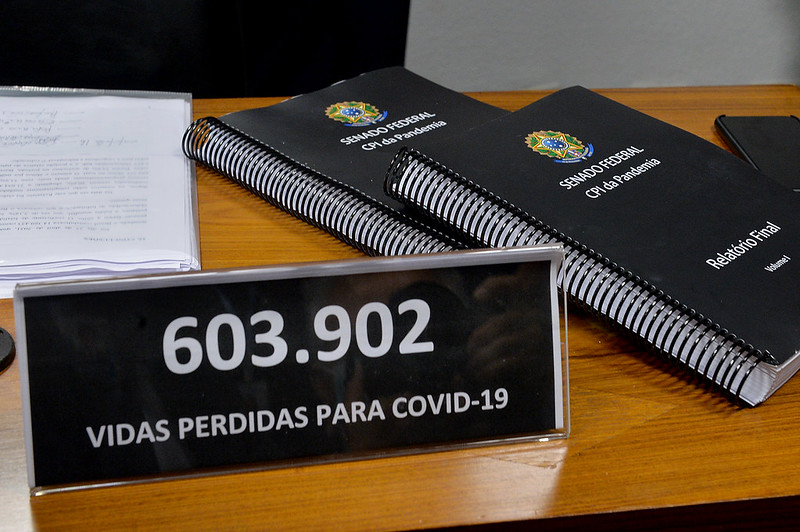 CPI aponta 12 crimes cometidos por Bolsonaro na pandemia