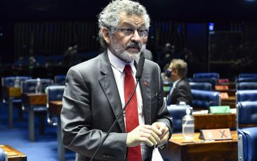 Paulo Rocha atuou para aprovar pauta histórica no plenário