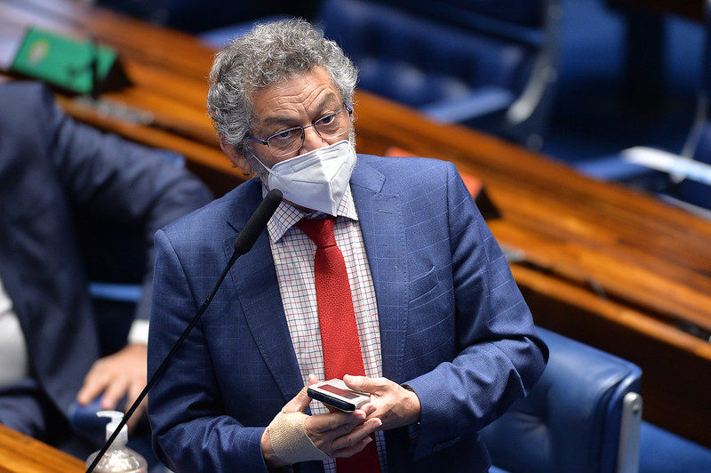 Governo Bolsonaro castiga com força os mais pobres