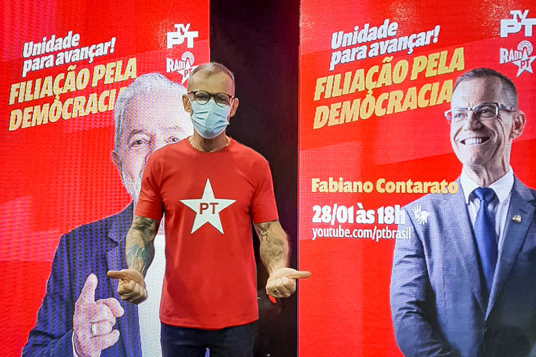 Filiação de Contarato fortalece combate ao preconceito