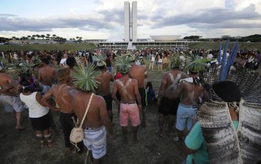 Diligência: senadores partem em socorro aos Yanomami
