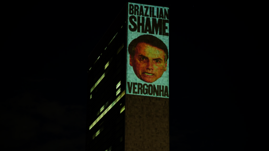 Bolsonaro envergonha o Brasil novamente no exterior