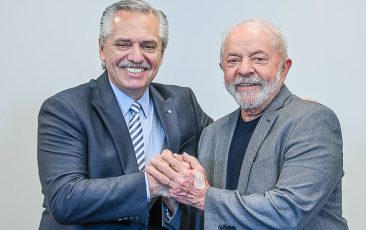 Lula já reaproxima o Brasil do resto do mundo