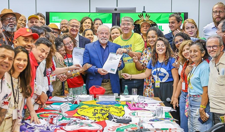 Lula: combate à fome, educação e saúde são prioridades