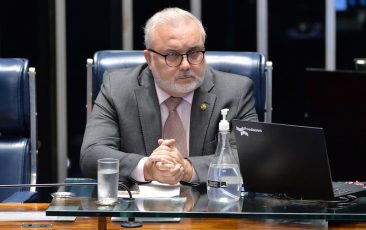 Petrobras deve conhecer novos diretores nesta semana