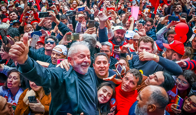 Governo Lula libera R$ 170 milhões para políticas sociais