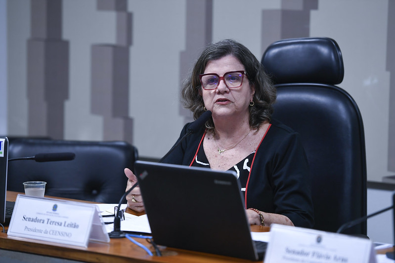 Teresa Leitão presidirá colegiado de avaliação do novo ensino médio
