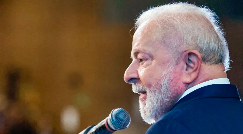 Melhoras, Lula: “que continue a reconstruir o país”