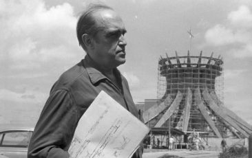 Niemeyer mais próximo de entrar no Livro dos Heróis da Pátria
