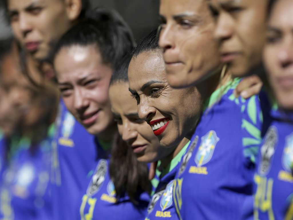 O Brasil apoia e aplaude a seleção de futebol feminino