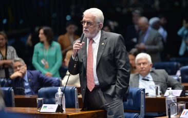 Wagner: votos pela reforma tributária são votos em favor do Brasil