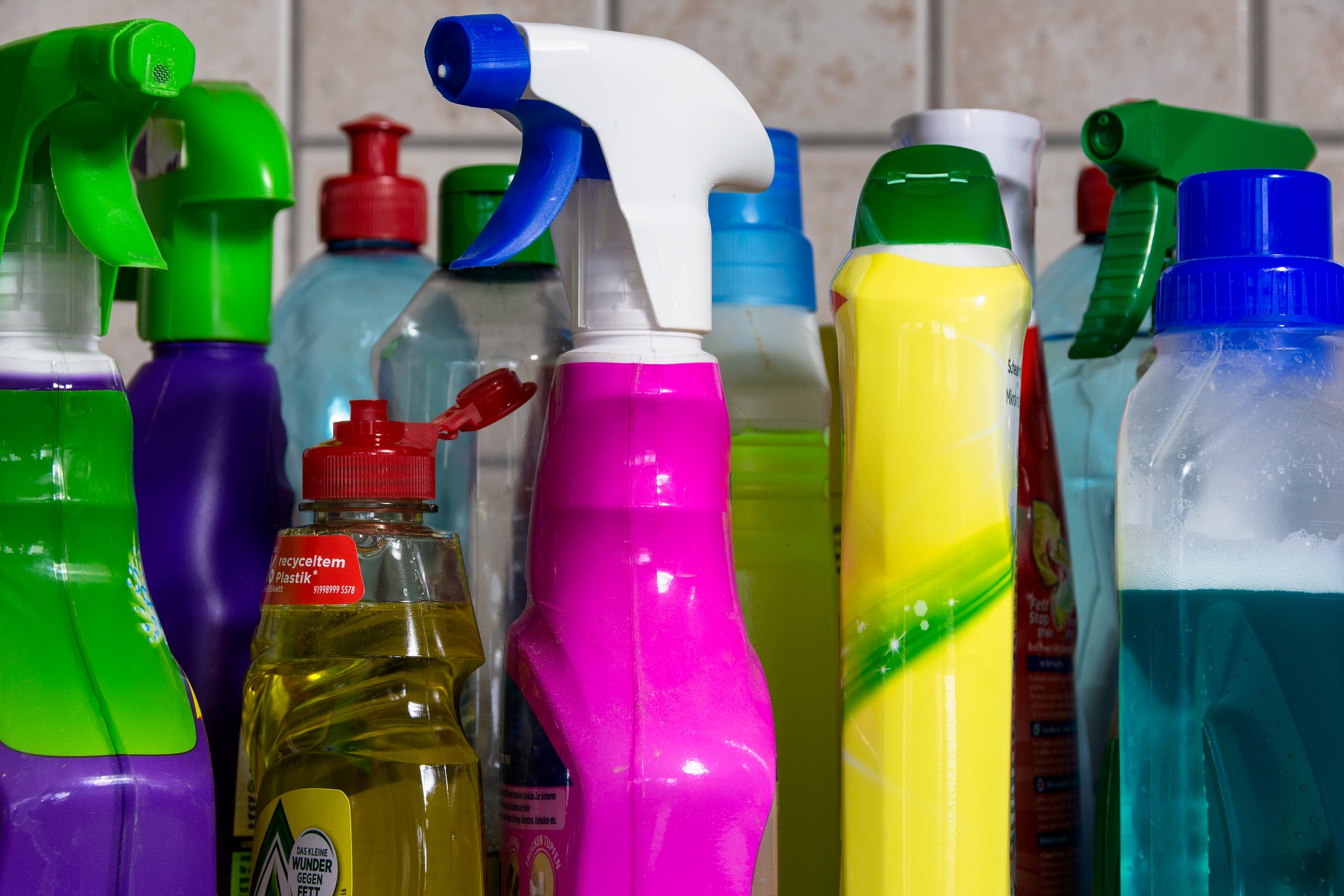 Reforma Tributária prevê desconto em produtos de higiene pessoal e limpeza para famílias de baixa renda