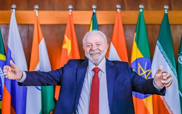 Lula retoma agenda externa que colocou o país como 2º maior destino de investimentos