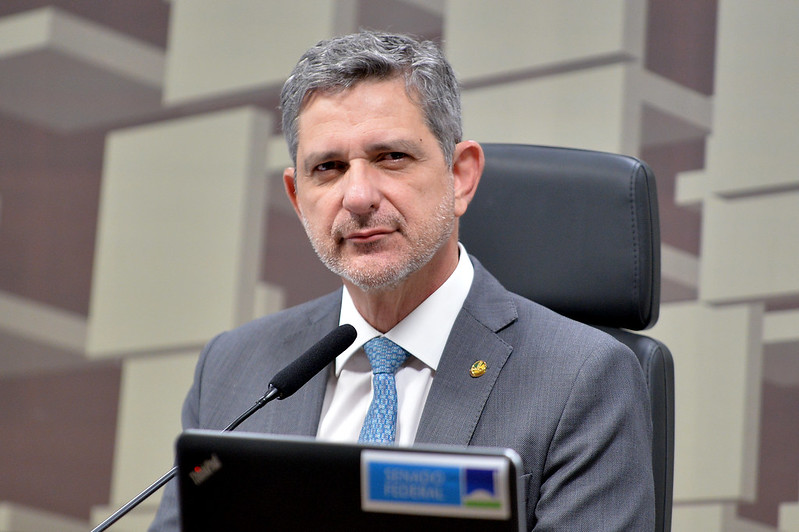Rogério Carvalho espera avanço de proposta que tornará SUS mais transparente