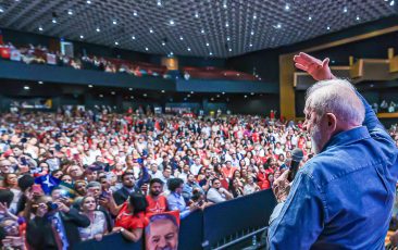 “PT poderá conquistar vitória extraordinária nas eleições municipais”, aponta Lula