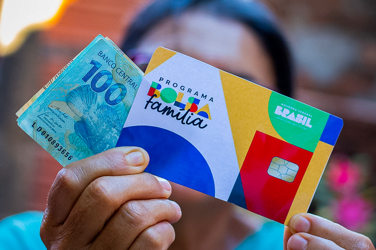 Governo Lula oferece crédito para que beneficiários do Bolsa Família se tornem MEIs
