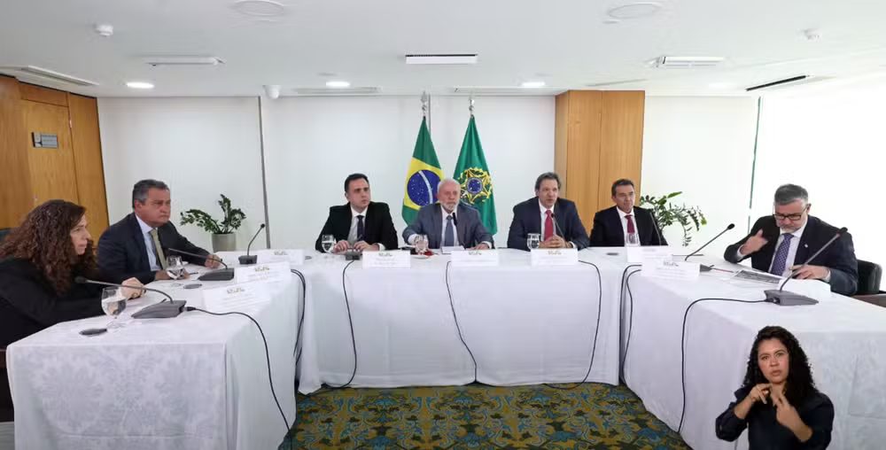 Governo Lula suspende dívida do RS; medida libera R$ 11 bi para reconstrução