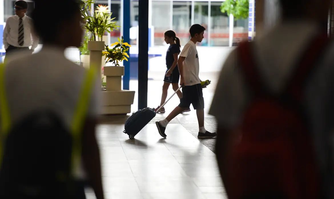 Eficácia do novo PNE depende da aprovação do Sistema Nacional de Educação