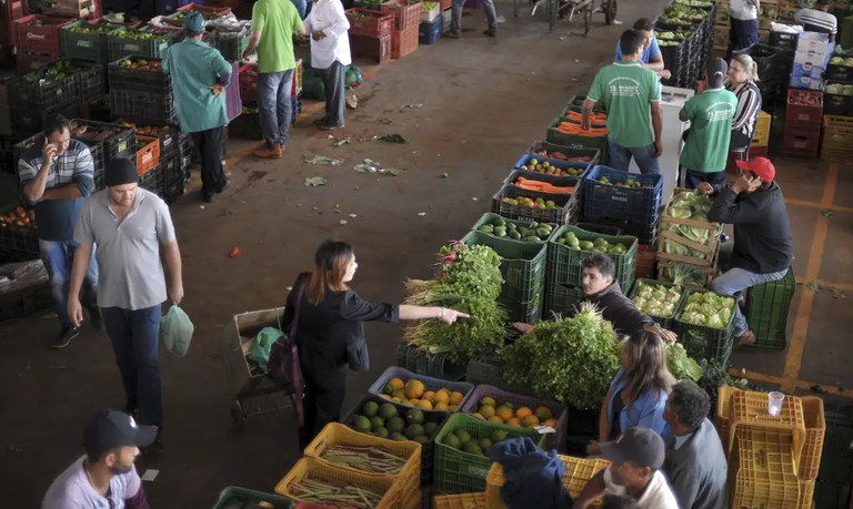 Alimentos têm inflação abaixo de zero no início de setembro