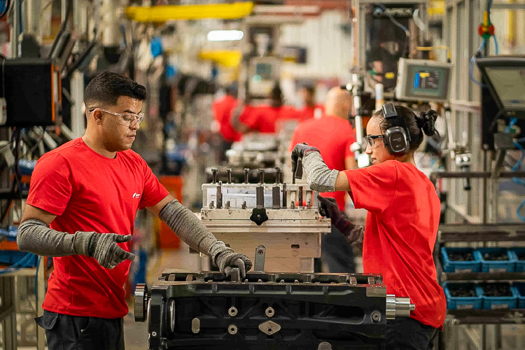 Produção industrial avança em agosto e setor mantém ritmo de recuperação