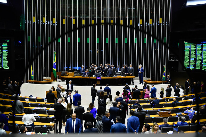 Congresso aprova LDO com aumento real do salário mínimo, que vai a R$ 1.502