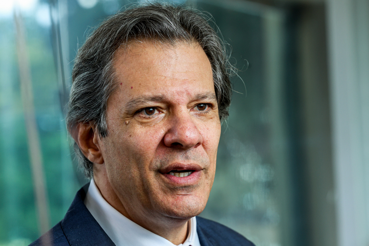 Pé-de-Meia não será interrompido, garante Haddad