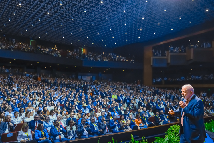 Lula: “a prefeitura é o alicerce para que a União dê certo”