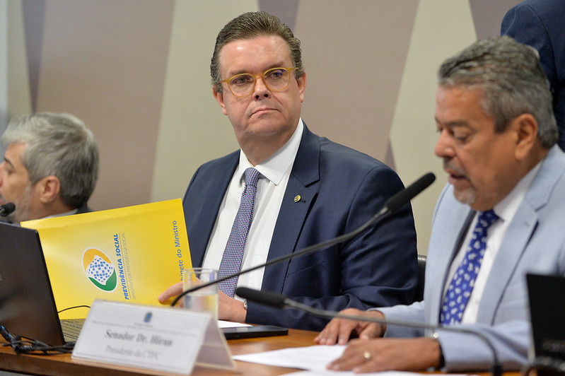 “Lula me deu a tarefa de apurar, até as últimas consequências, as fraudes no INSS”, diz ministro